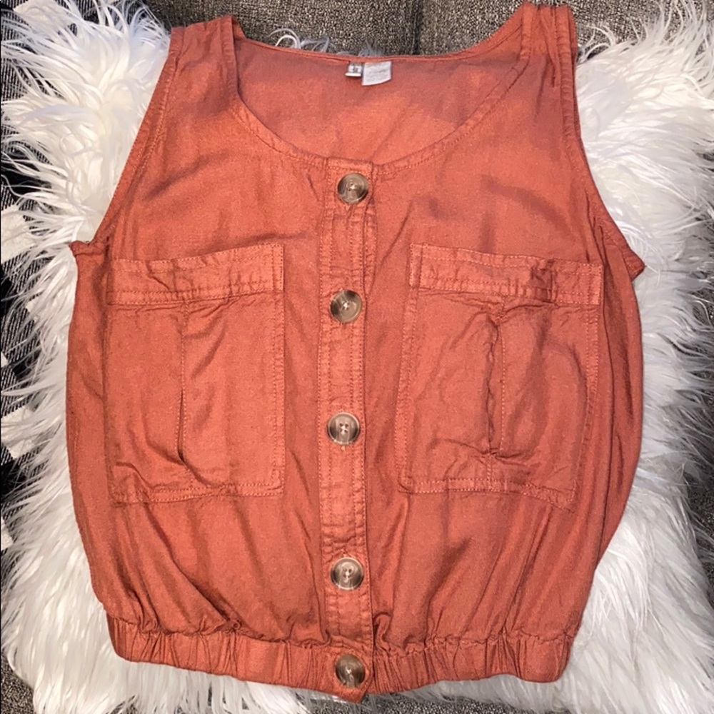 Buttoned shirt